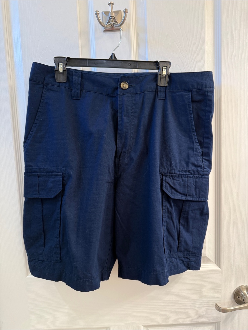 Saddlebred Navy Cargo Shorts with Utility Pockets